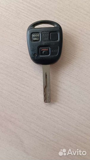 Ключ lexus