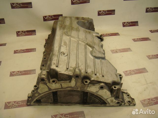 Поддон двигателя 2.5 R5 транспортер Т5 AXD AXE BNZ