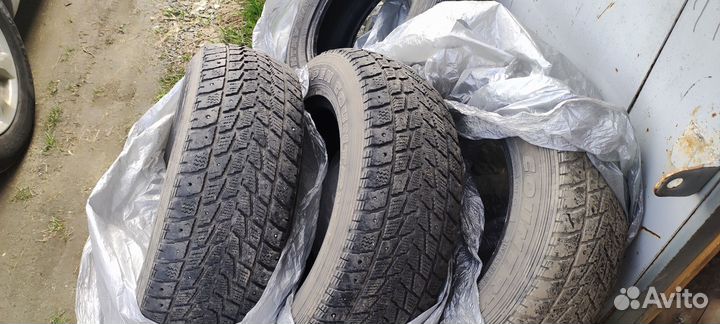 Toyo Open Country I/T 215/65 R16