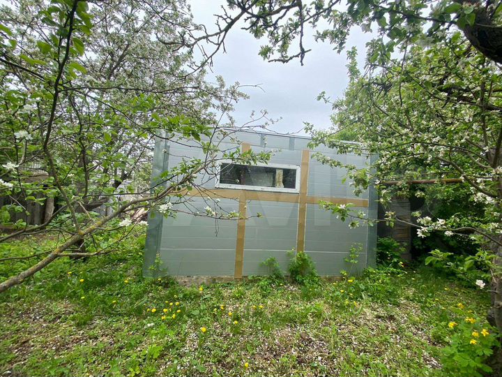 Дом 25 м² на участке 15 сот.