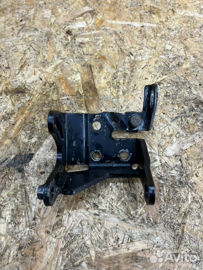 Кронштейн двигателя Hyundai Accent 1.5 2008