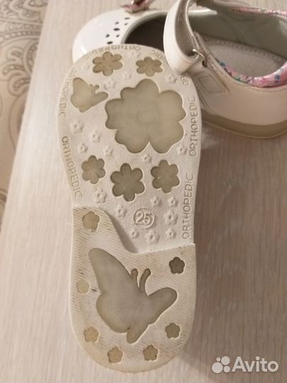 Туфли для девочки 25 размер