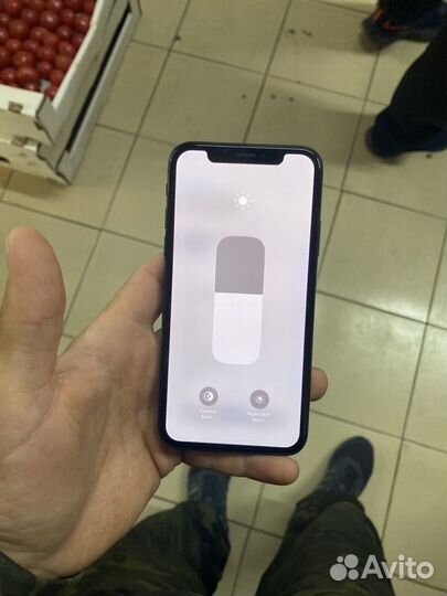 iPhone X, 64 ГБ