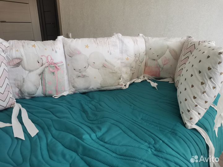 Бортики в детскую кроватку для девочки