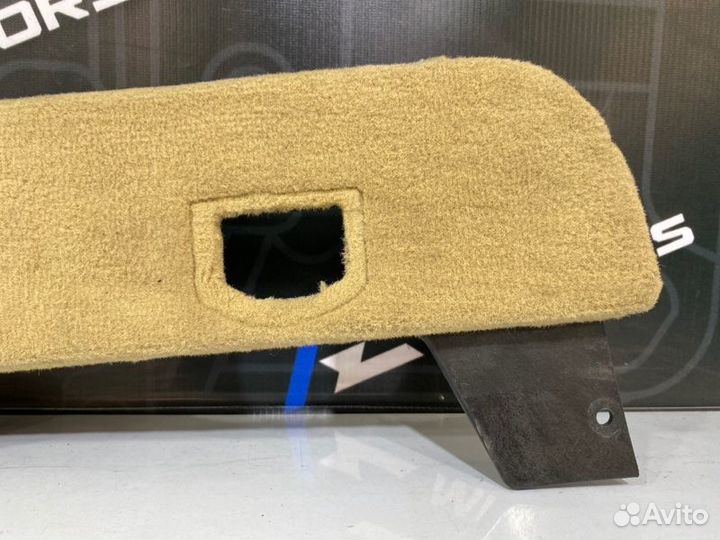 Ковер багажника правый Volkswagen Touareg 7L AXQ/4