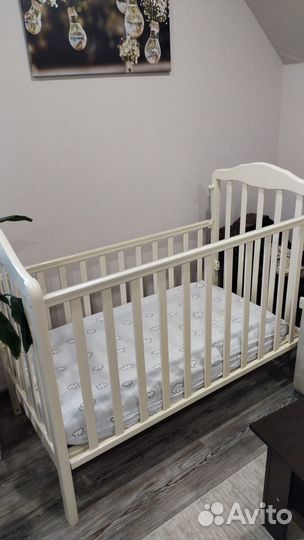 Детская кроватка, колыбель