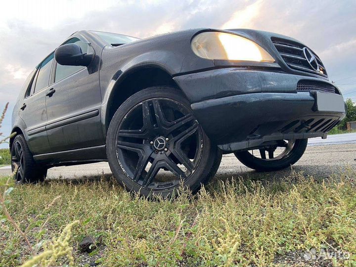 Mercedes-Benz M-класс 3.2 AT, 1999, 300 000 км