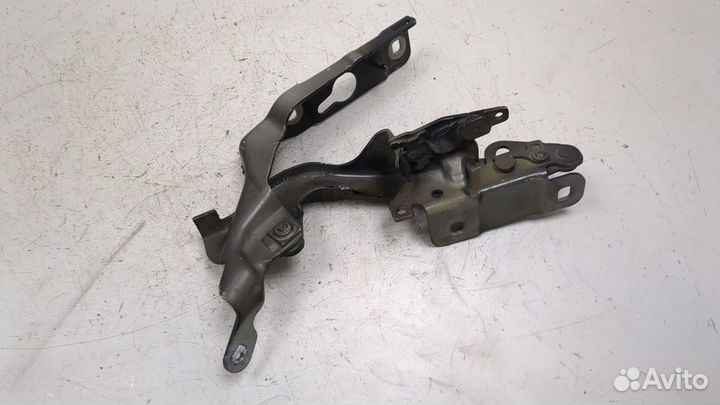 Петля капота Mercedes CLA C117 2013, 2014