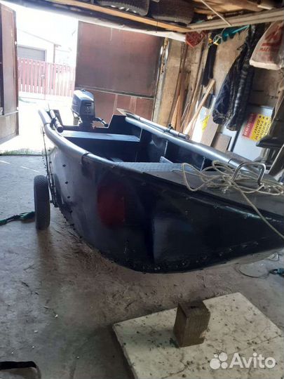 Лодка с мотором