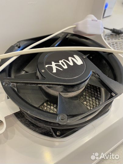 Пылесос для маникюра MAX ultimate