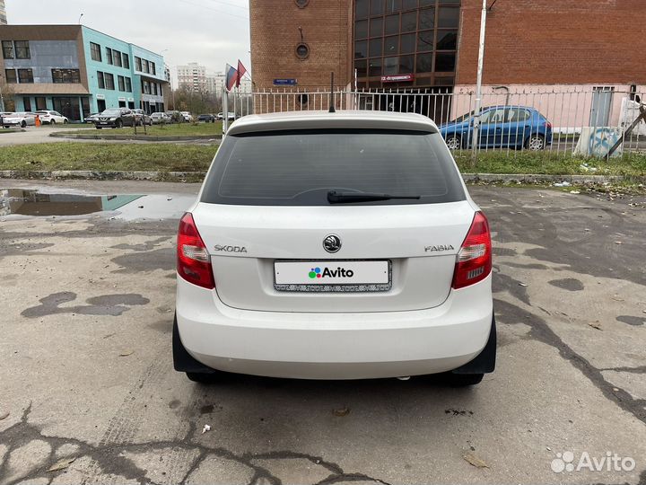 Skoda Fabia 1.6 AT, 2013, 141 000 км