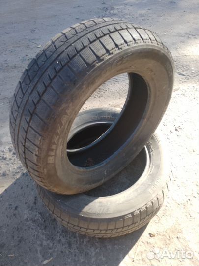 Bridgestone Blizzak Revo GZ 205/60 R16 92S