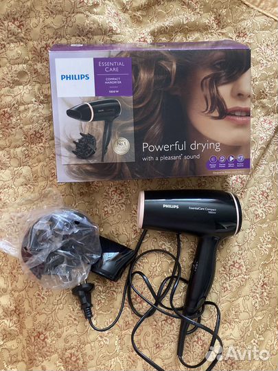 Фен Philips essential care