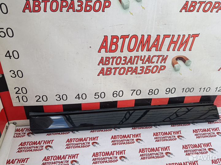 Молдинг двери передней левой Lixiang L9