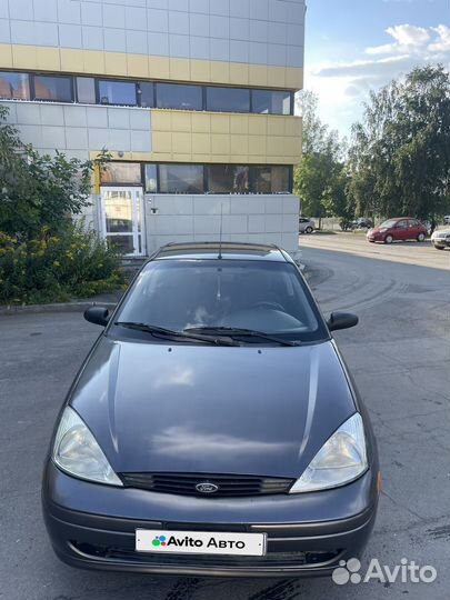 Ford Focus 2.0 МТ, 2002, 100 000 км