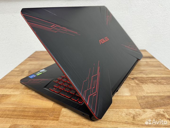 Asus TUF 12 ядер i7-8750H 12Gb GTX 1060 SSD+750Gb