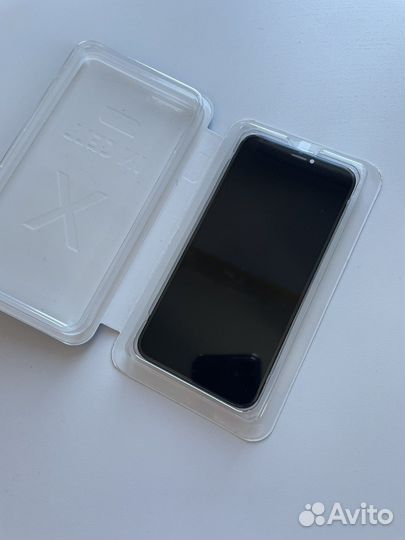 Дисплей iPhone X