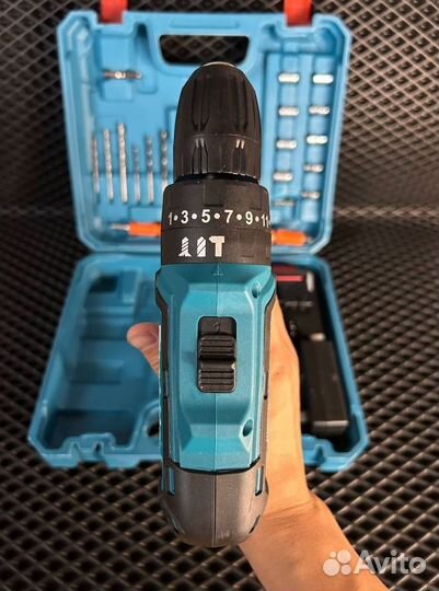 Шуpуповepт ударный Makita 26v 5А/ч Новый