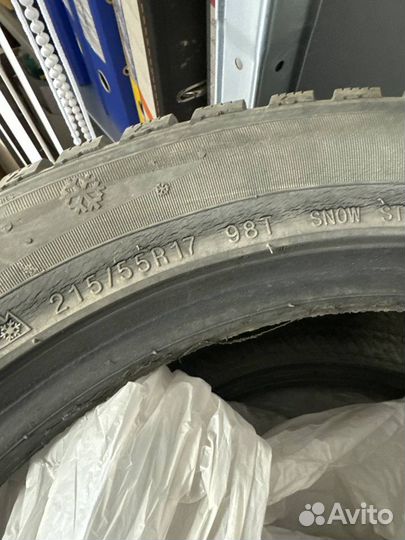 Kumho I'Zen KW22 215/55 R17 98