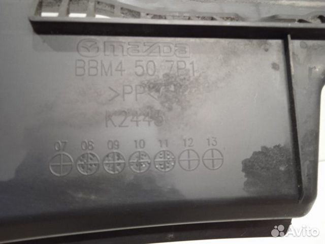 Планка под лобовое стекло левая Mazda 3 BL 1.6