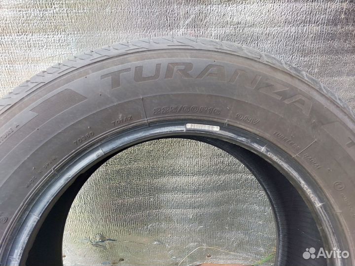 Bridgestone Turanza T001 225/60 R16 98