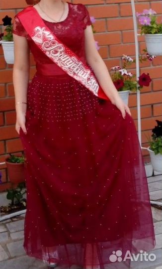 Платье на выпусной