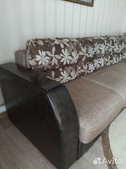 Продам диван с креслом