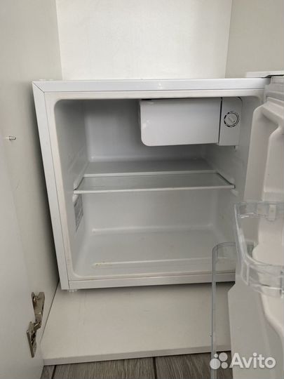 Холодильник мини-бар