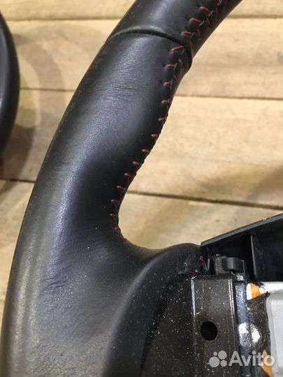 Рулевое колесо Lexus RX 350