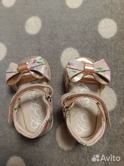 Босоножки 19 размер