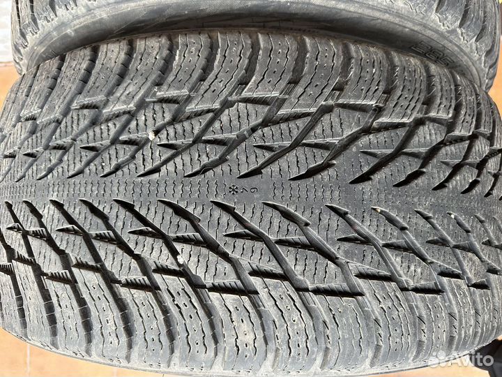 Nokian Tyres Hakkapeliitta R3 SUV 285/40 R21 109T