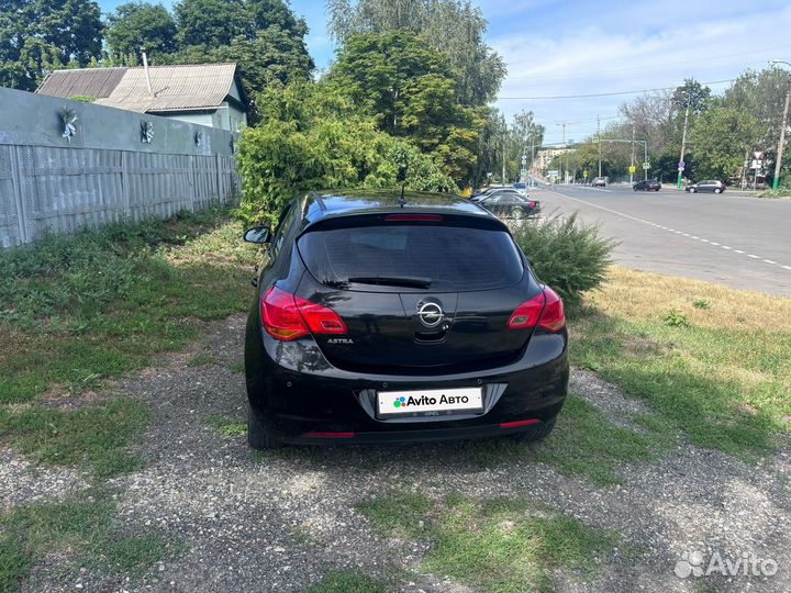 Opel Astra 1.6 МТ, 2010, 115 000 км