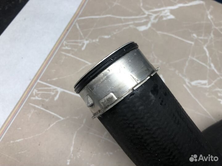 Патрубок интеркулера BMW 3 E90 E91 E92 E93