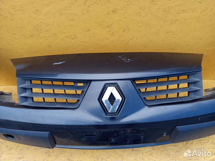 Бампер передний Renault Scenic 2 2006 8200139953