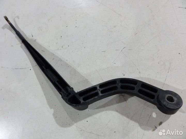 Поводок стеклоочистителя передний левый Land Rover