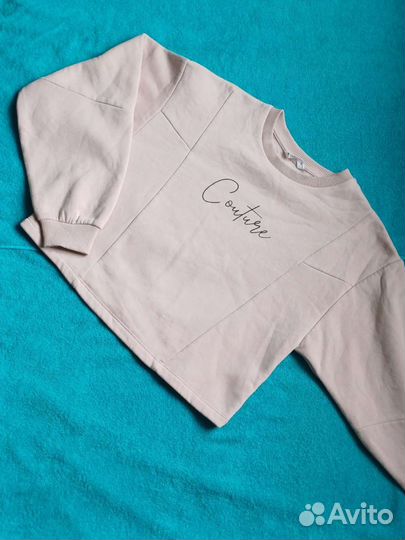 Укороченная толстовка