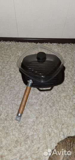 Чугунная сковорода