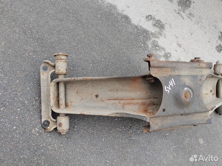 Задняя балка Toyota vista sv40 sv41