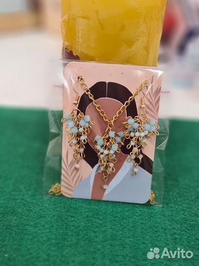 Подвеска + серги из бусин