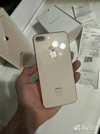 iPhone 8 plus 64gb
