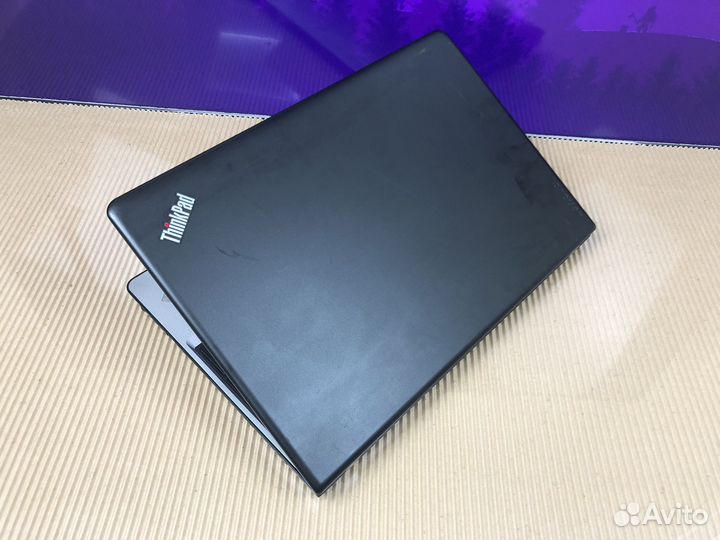 Ноутбук Lenovo i3/6gb/256Gb