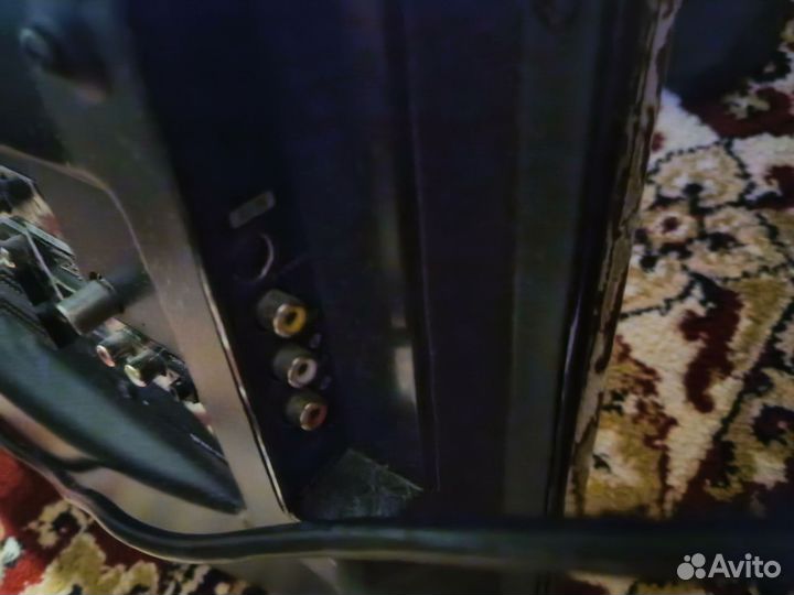 Телевизор 42 дюйма