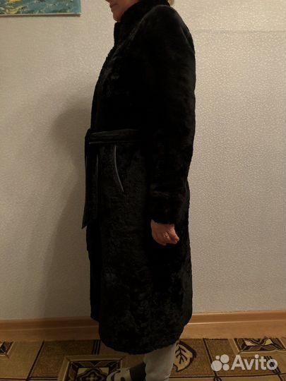 Шуба натуральный мех мутон