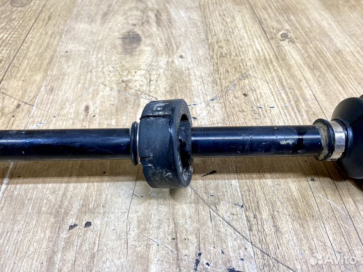 Привод левый Honda Civic Ek3