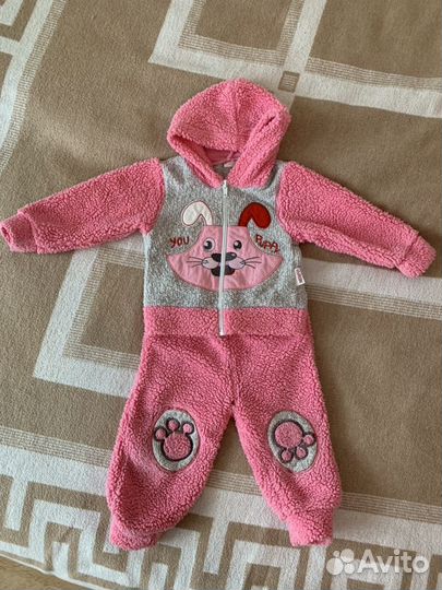 Теплый костюм для девочки