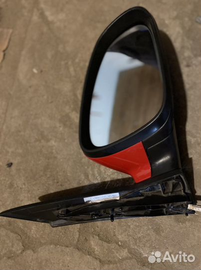 Зеркало заднего вида