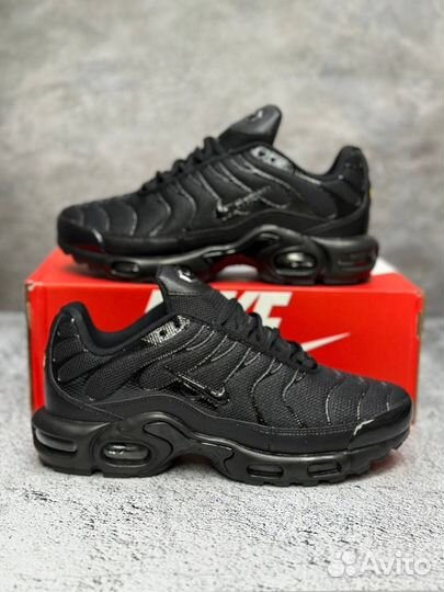 Кроссовки Nike Air Max Tn Plus