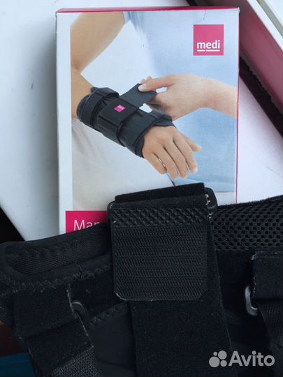 Бандаж лучезапястный компрессионный manumed