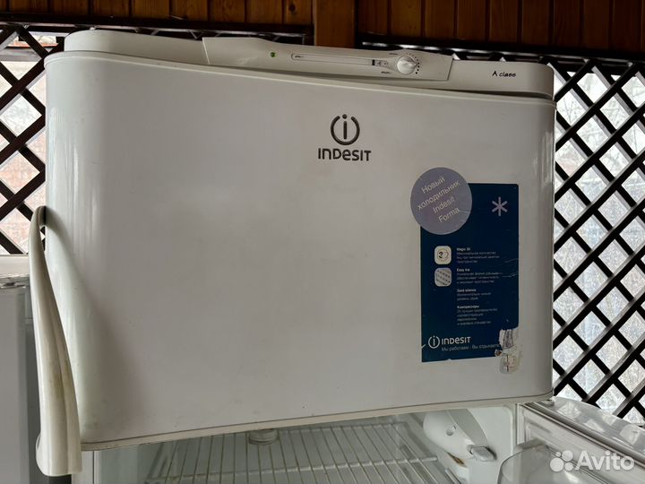 Холодильник indesit