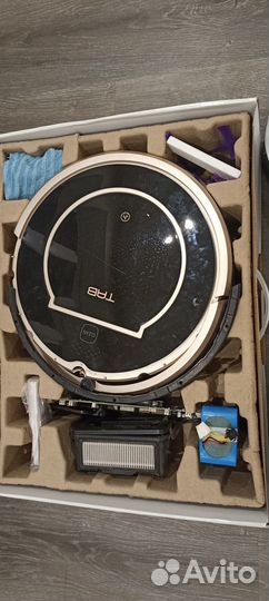 Робот пылесос